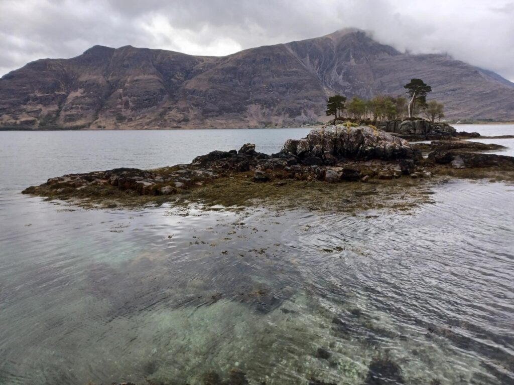 Beginners snorkel zone around the skerry Eilean Chasgaig, Upper Loch Torridon
